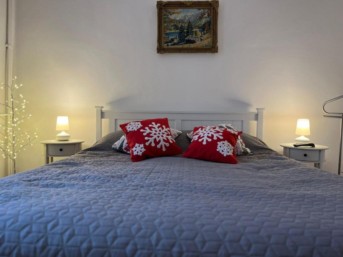 Appartement Lala's sweet nest à Călimăneşti Extérieur photo